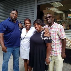 Meet your Posher, Dwendell